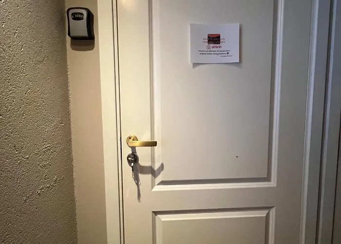 Om3 Apartament *